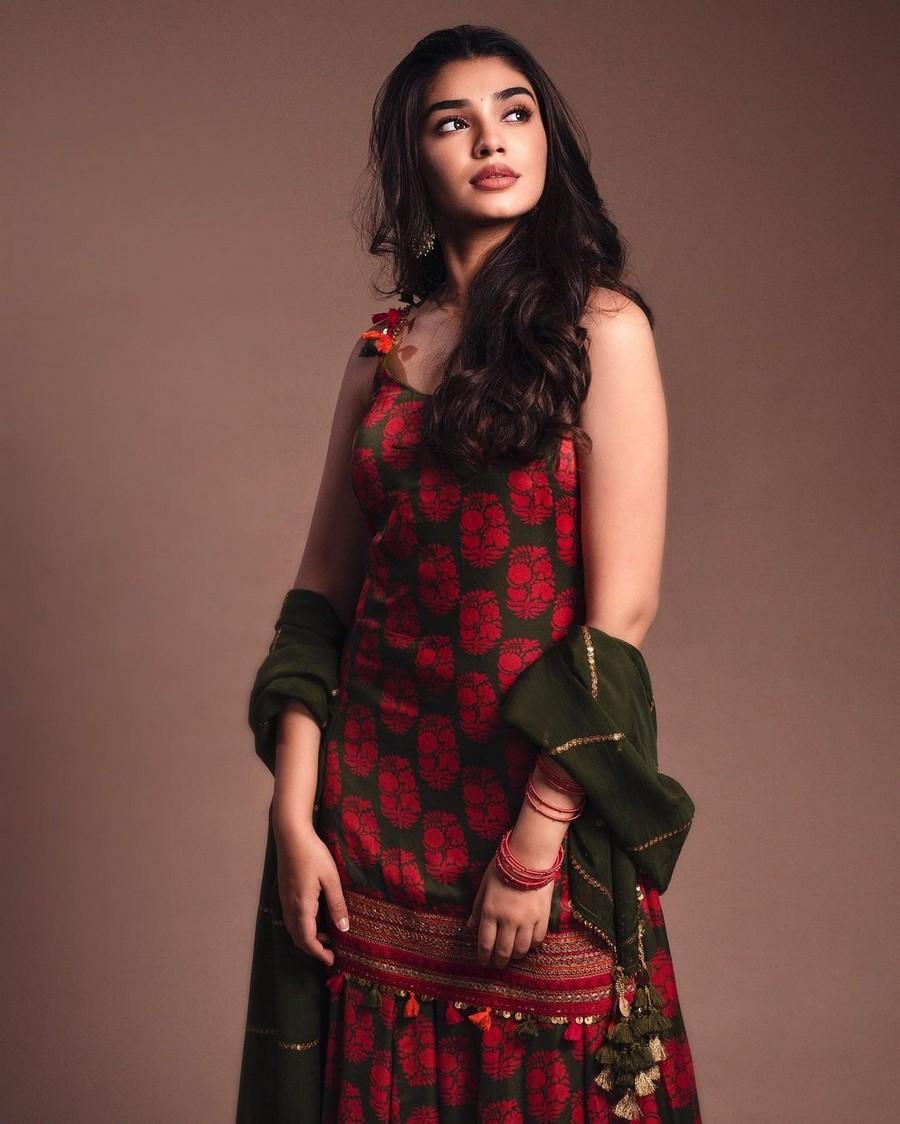 Krithi Shetty 8