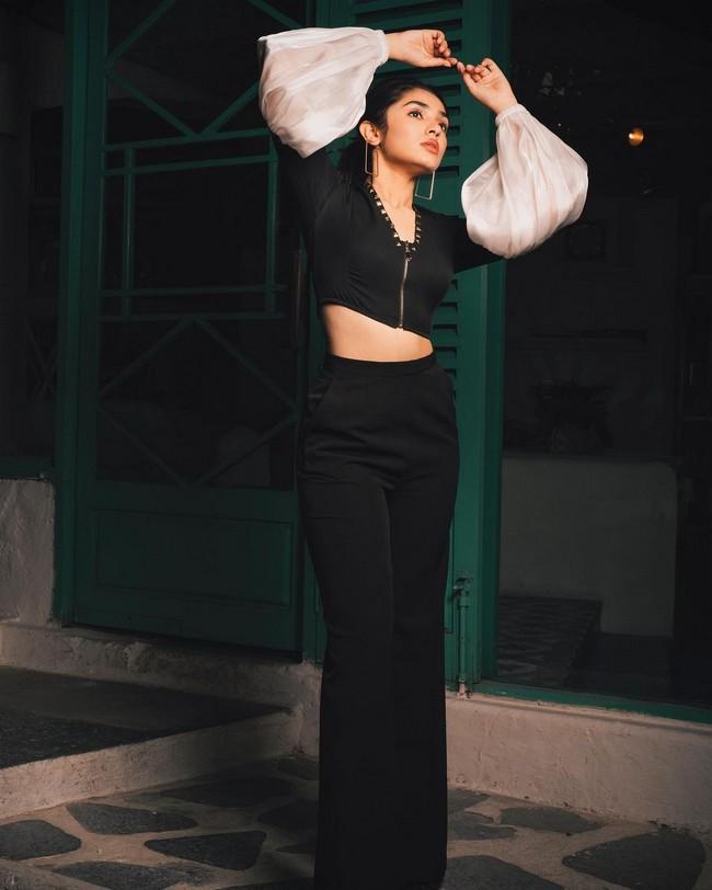 Krithi Shetty 14