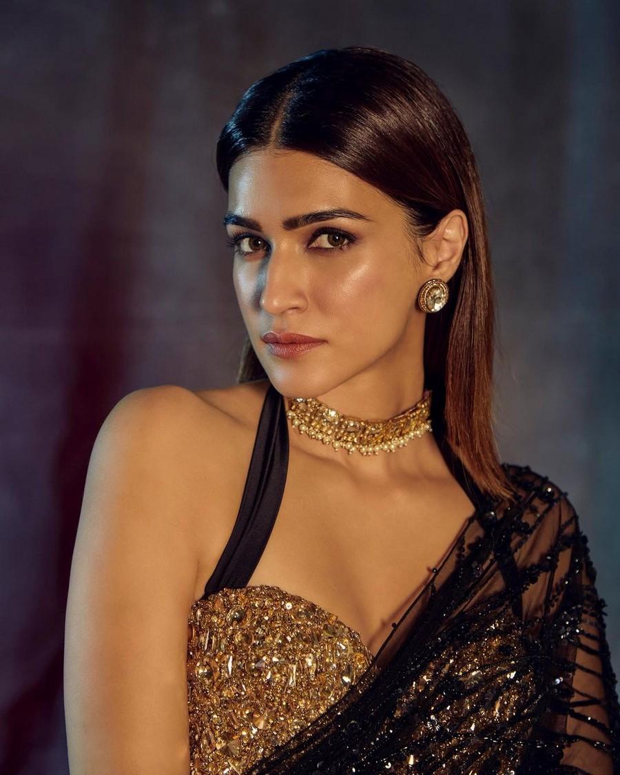 Kriti Sanon 7
