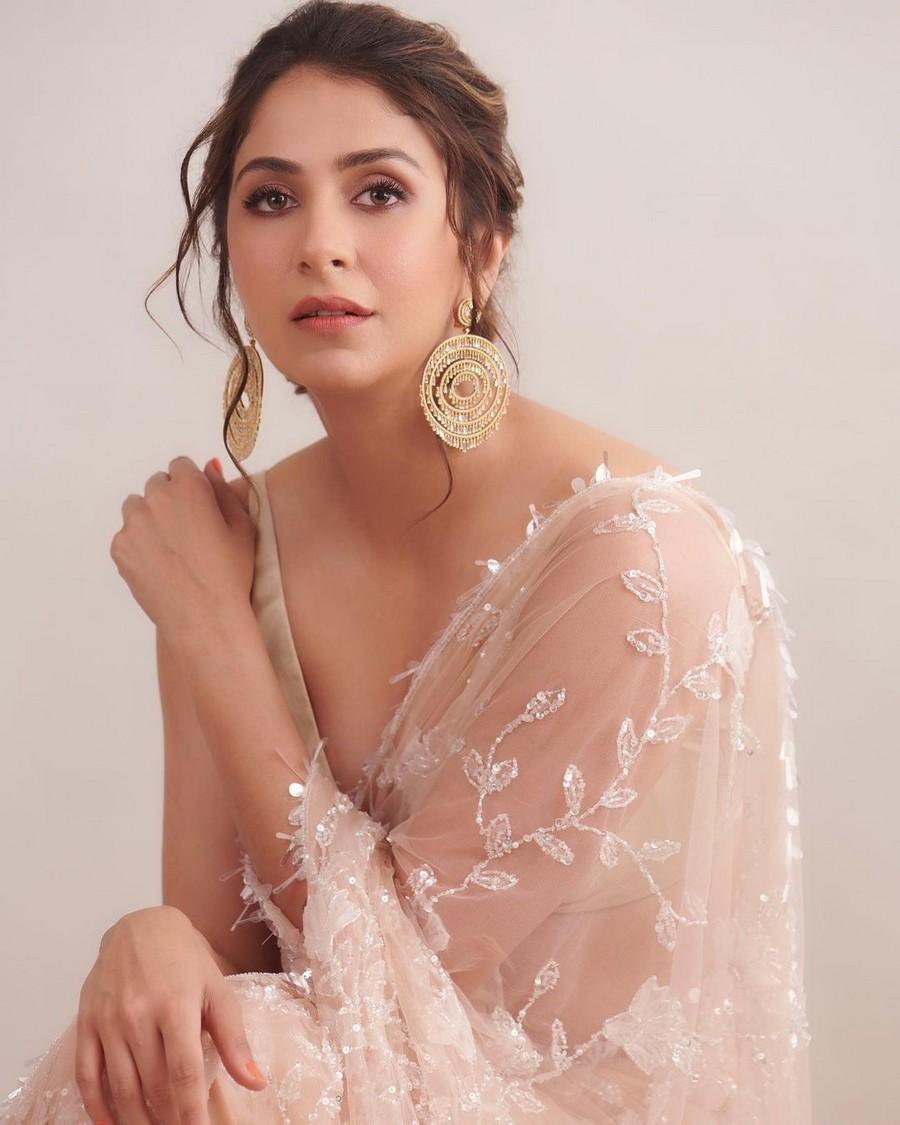 Malvika Raaj