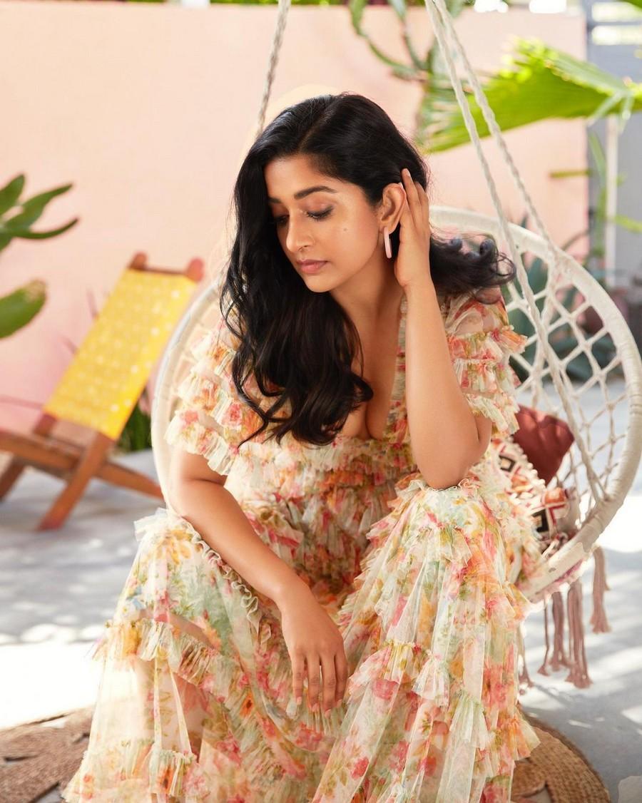 Meera Jasmine 2