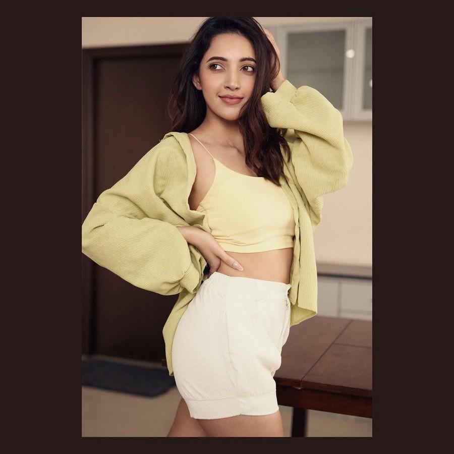 Neha Shetty 3