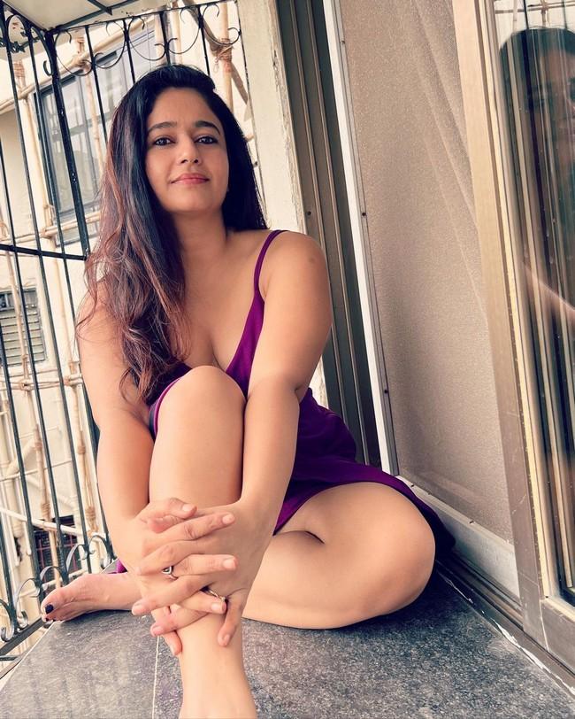 Poonam Bajwa 10