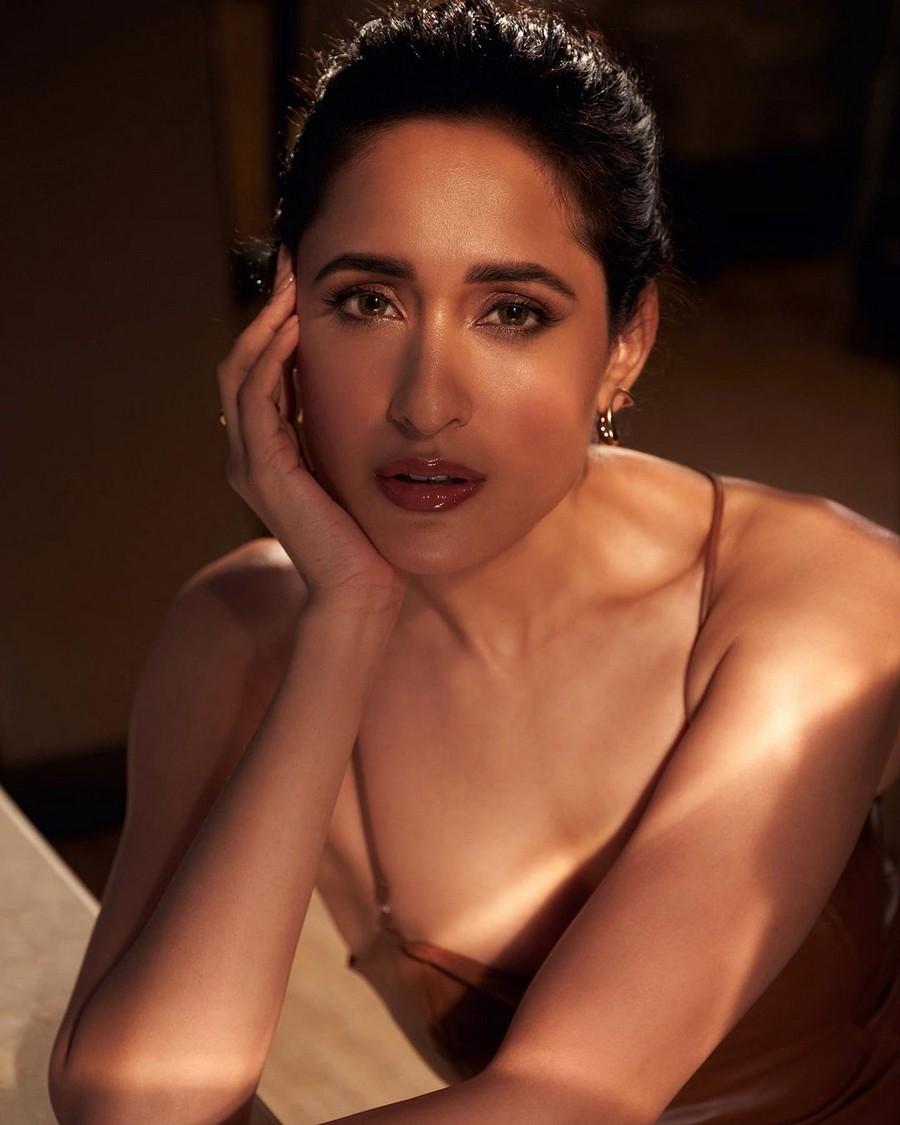 Pragya Jaiswal 9