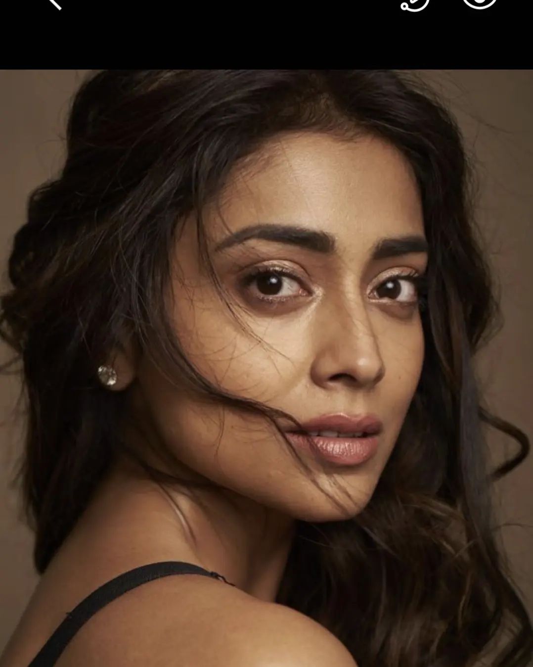 Shriya Saran (4)