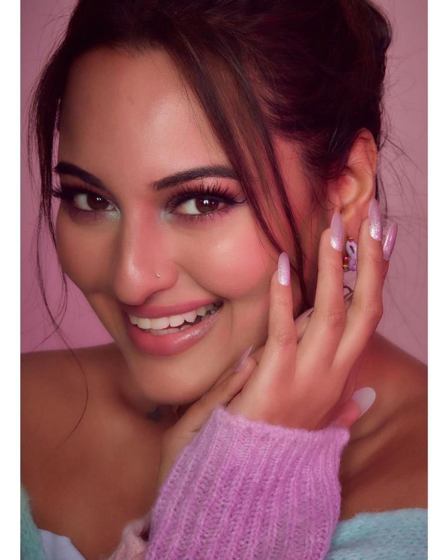 Sonakshi Sinha 9