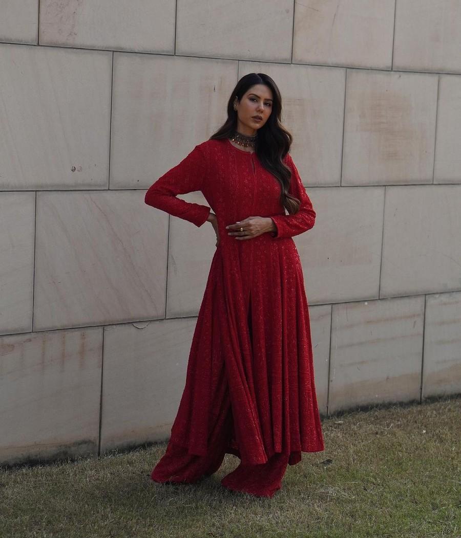 Sonam Bajwa 7