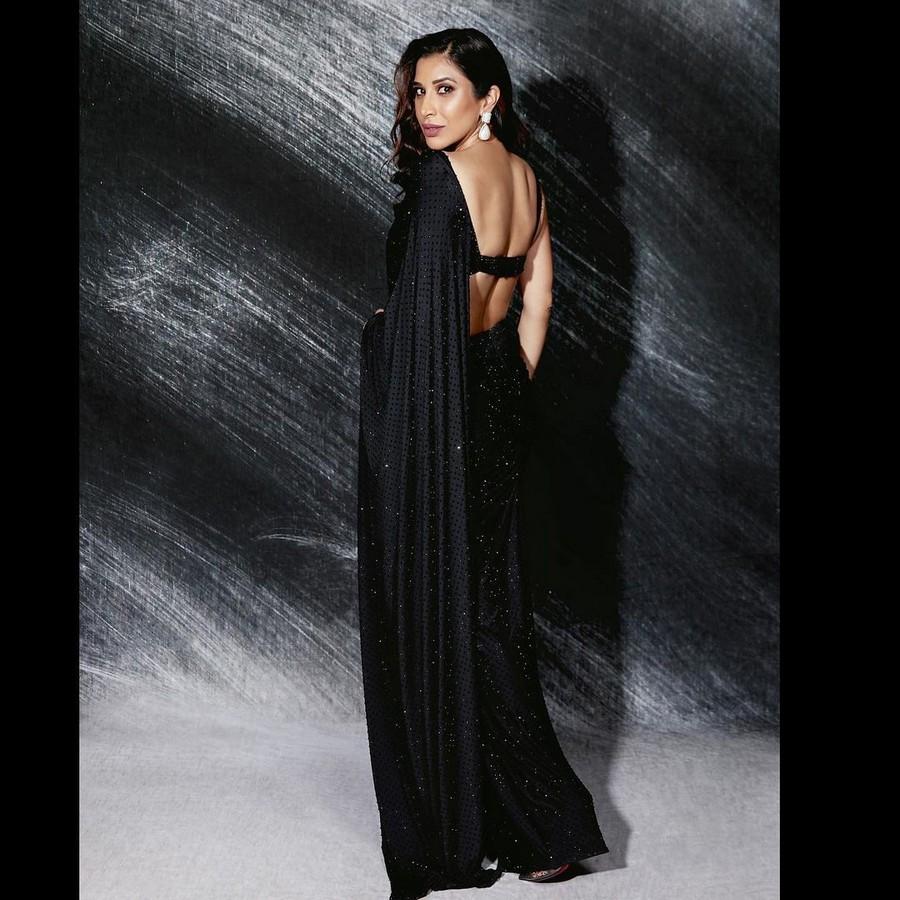 Sophie Choudry 3