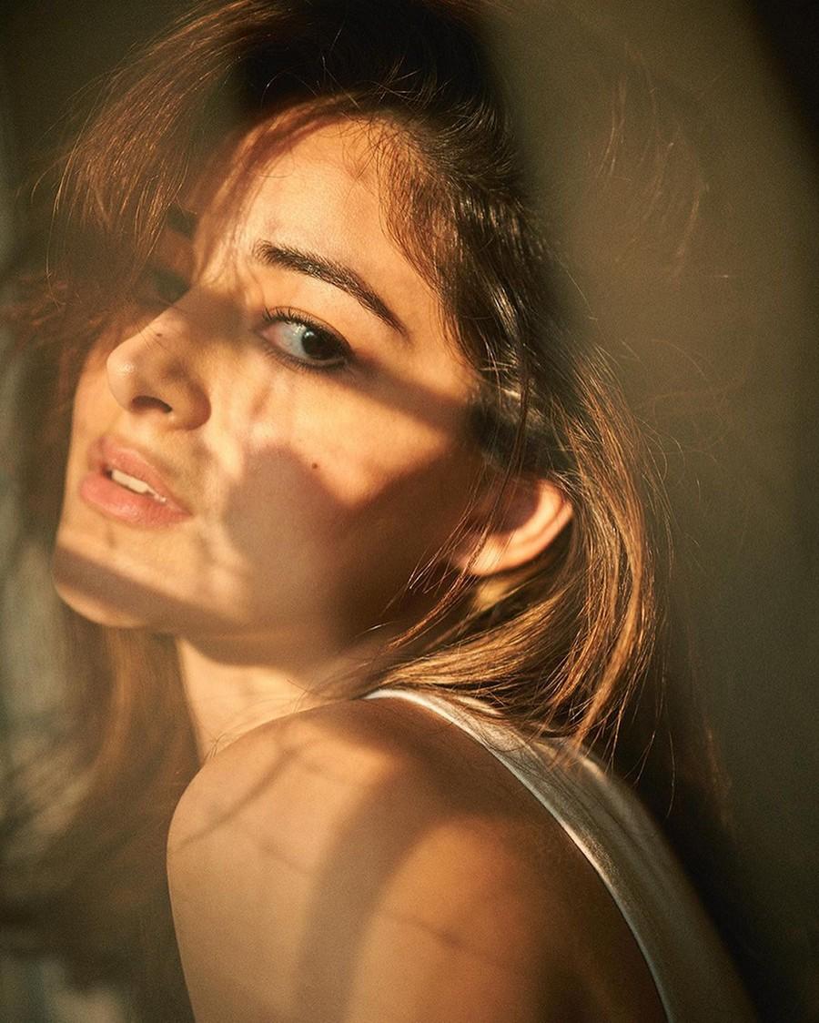 Ananya Pandey 8