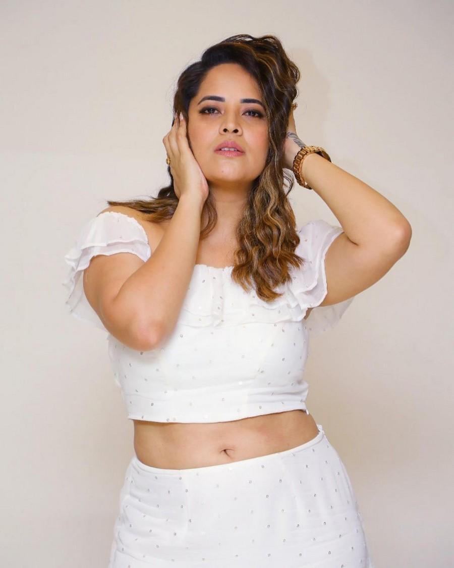 Anasuya Bharadwaj 17