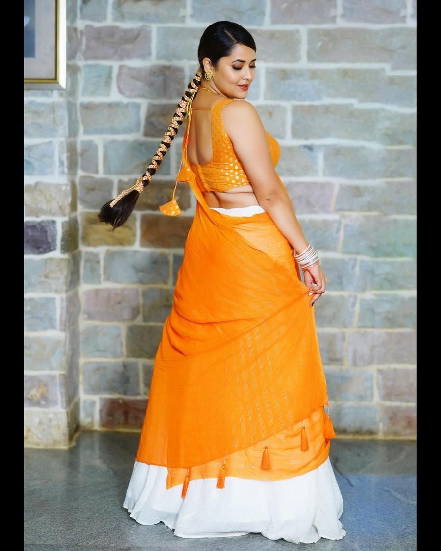 Anasuya 8