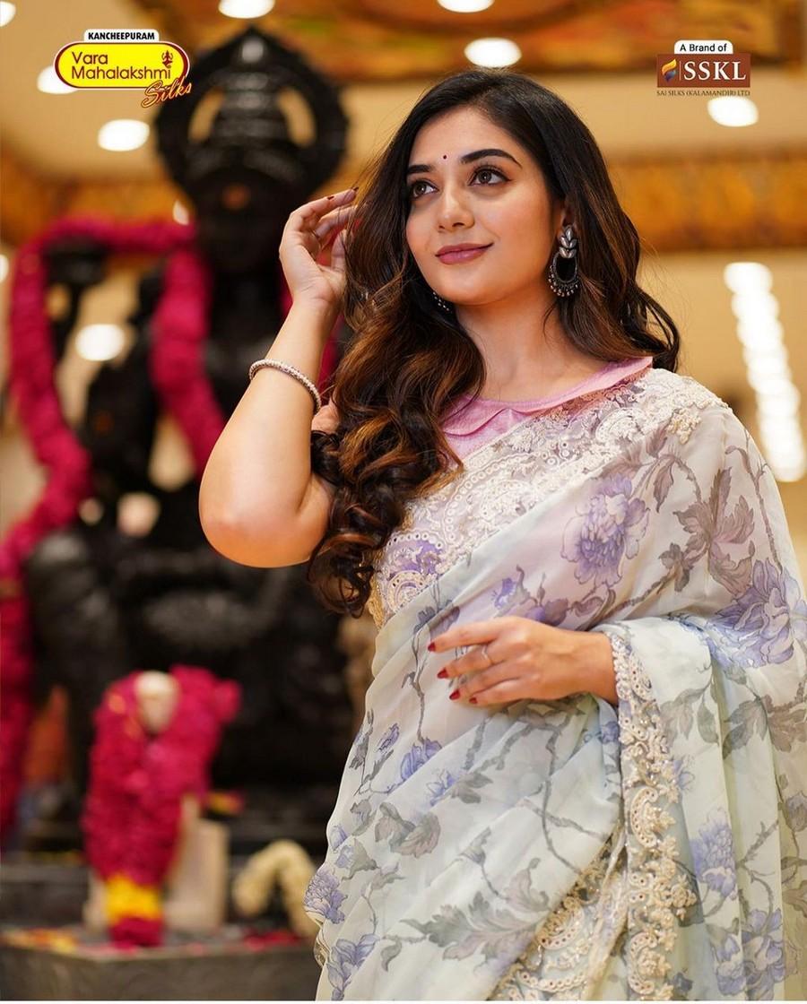 Athmika Sumithran 4