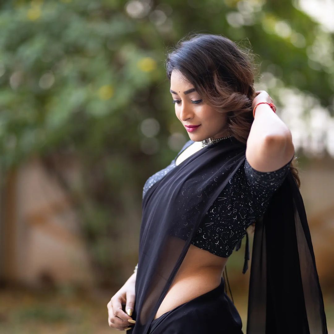 Bhanu Shree (5)