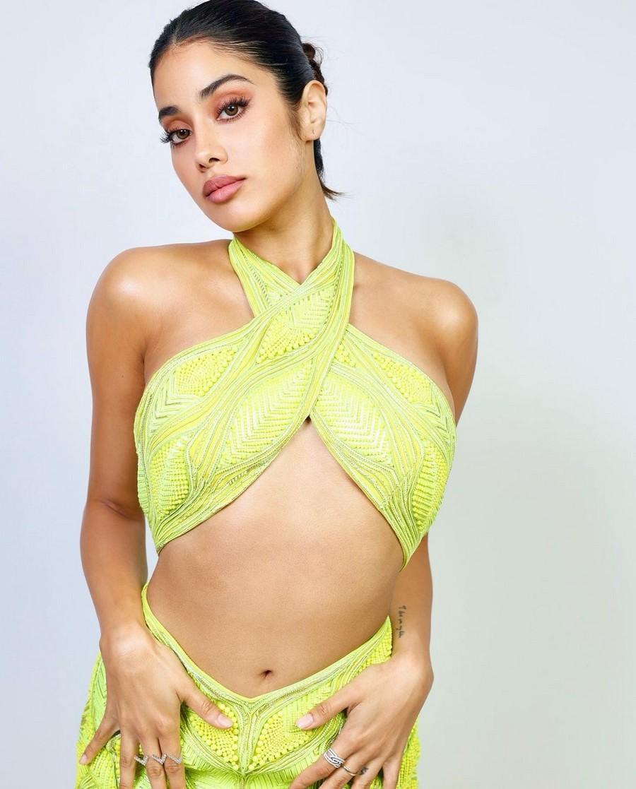 Janhvi Kapoor 7