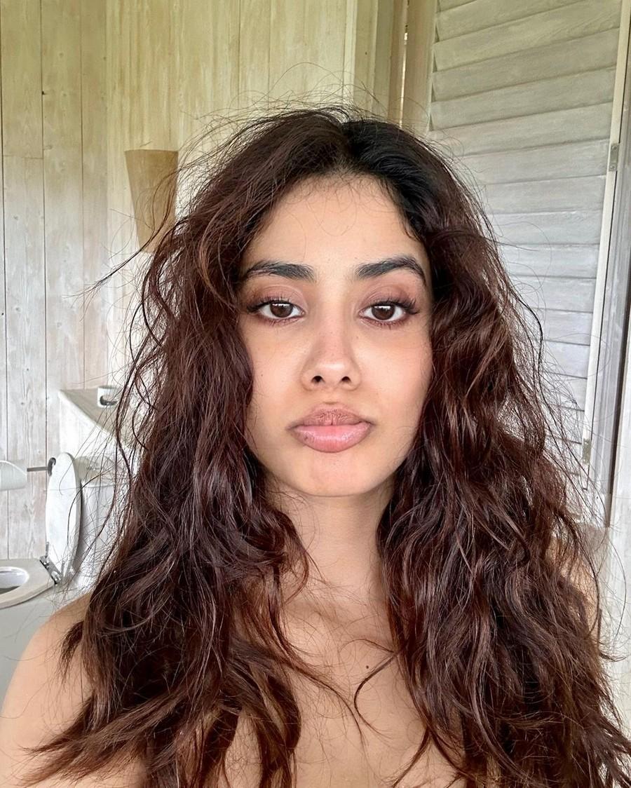 Janhvi Kapoor 12