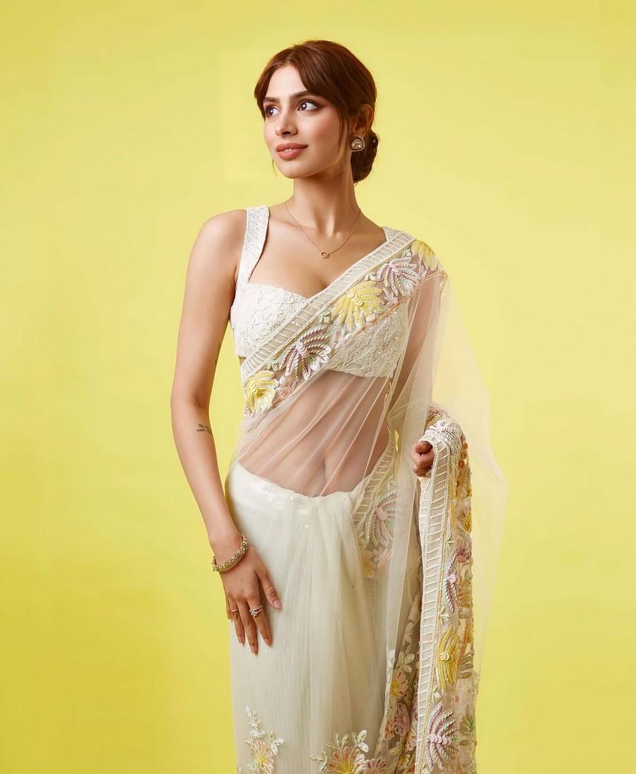 Kushi Kapoor 15