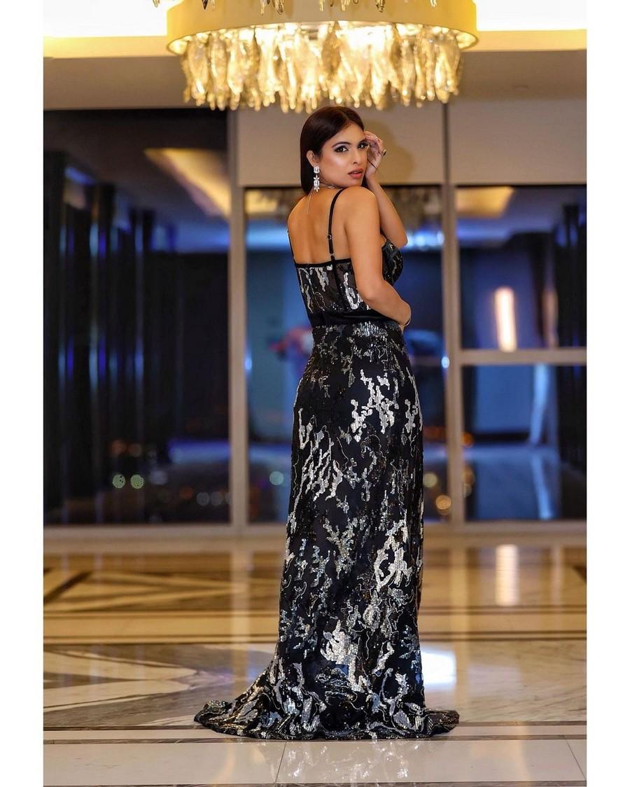 Nehhaa Malik 14