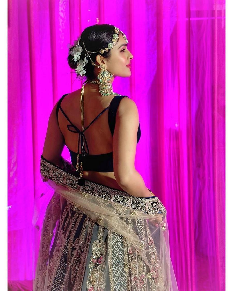 Nehhaa Malik 9