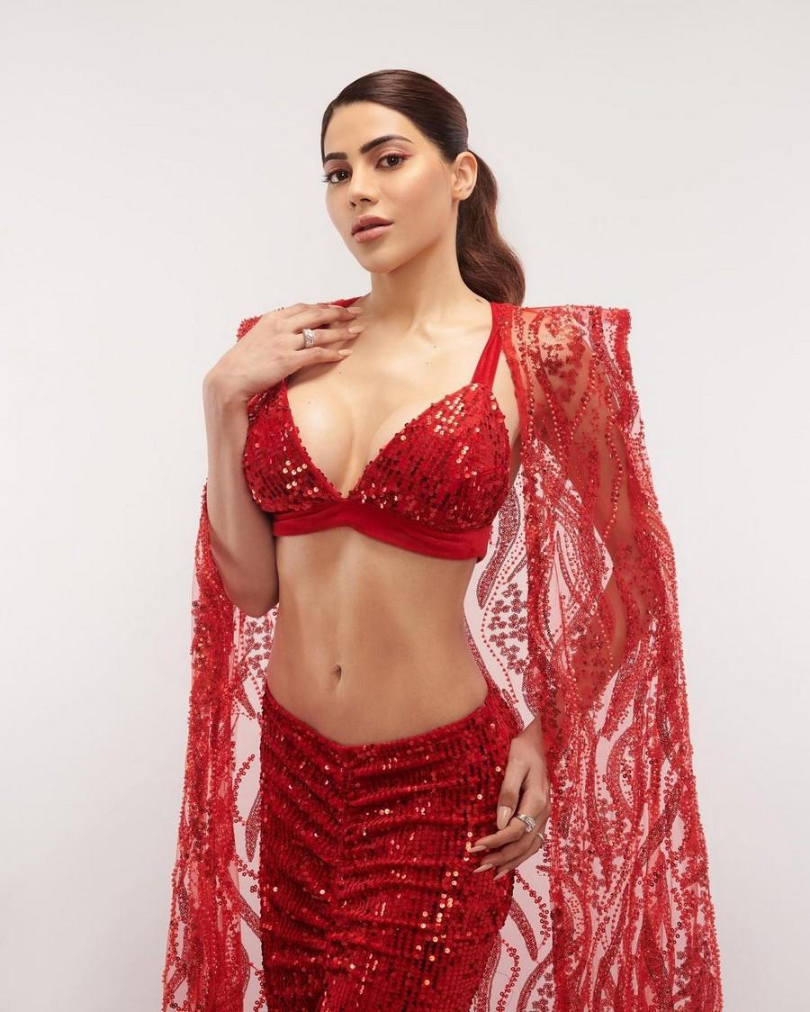 Nikki Tamboli 4
