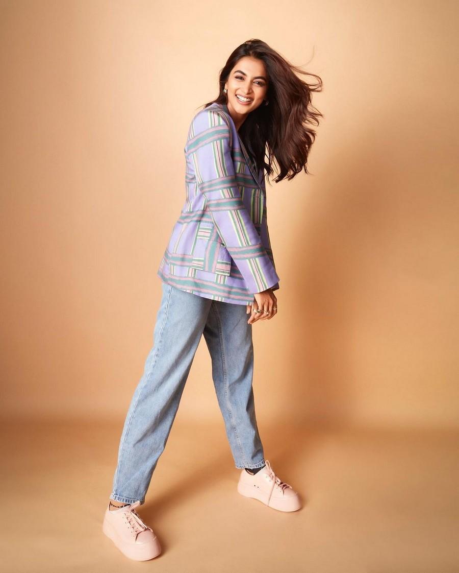 Pooja Hegde 3