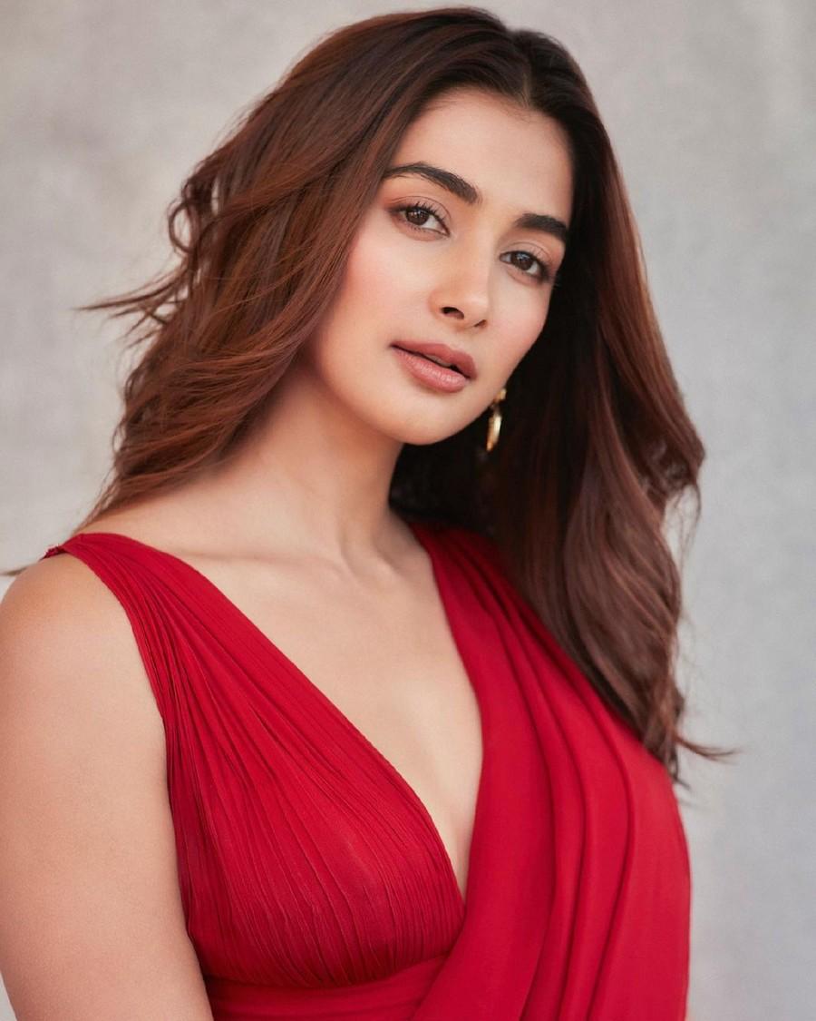 Pooja Hegde 10