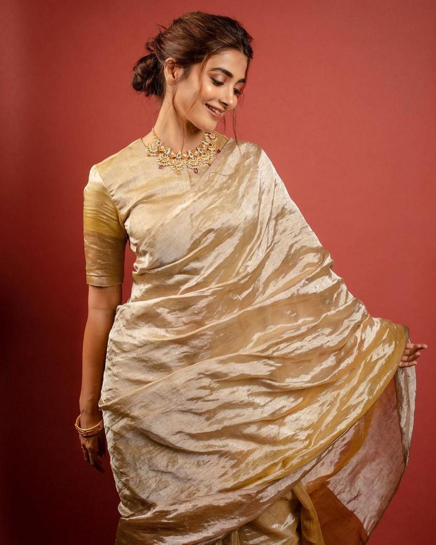 Pooja Hegde 6