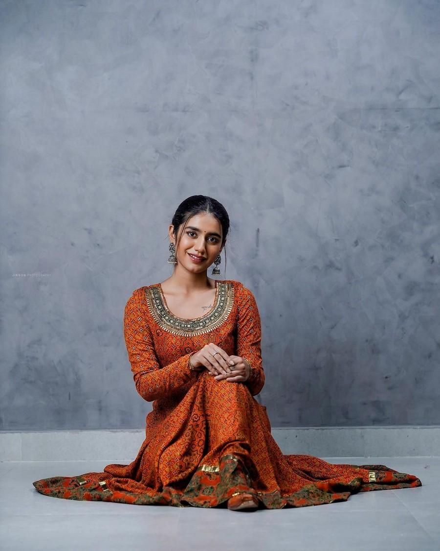 Priya Prakash Varrier 11