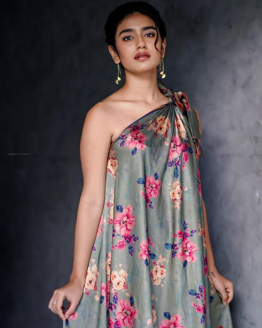 Priya Prakash Varrier 4