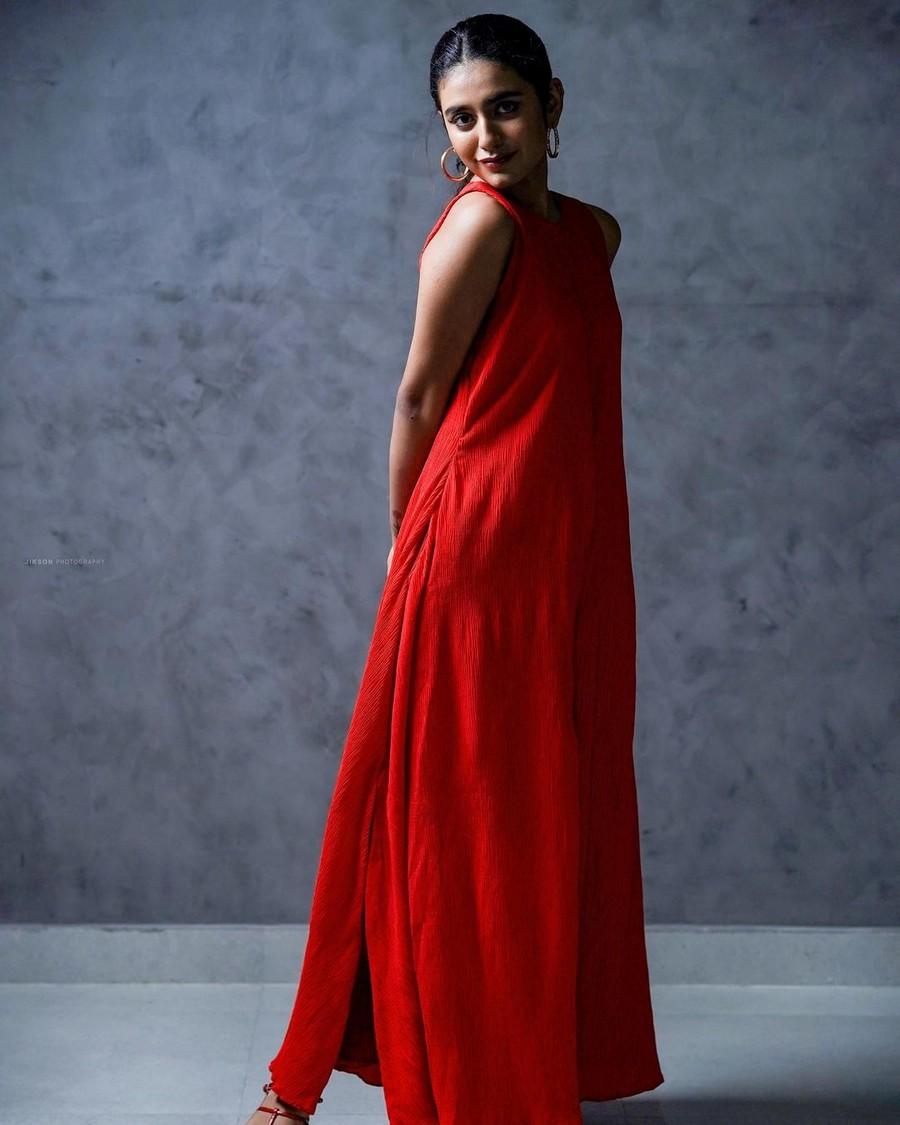 Priya Prakash Varrier 6