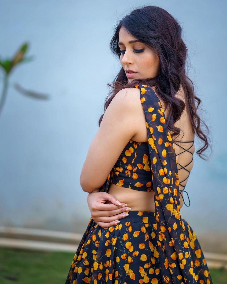 Rashmi Gautam 5
