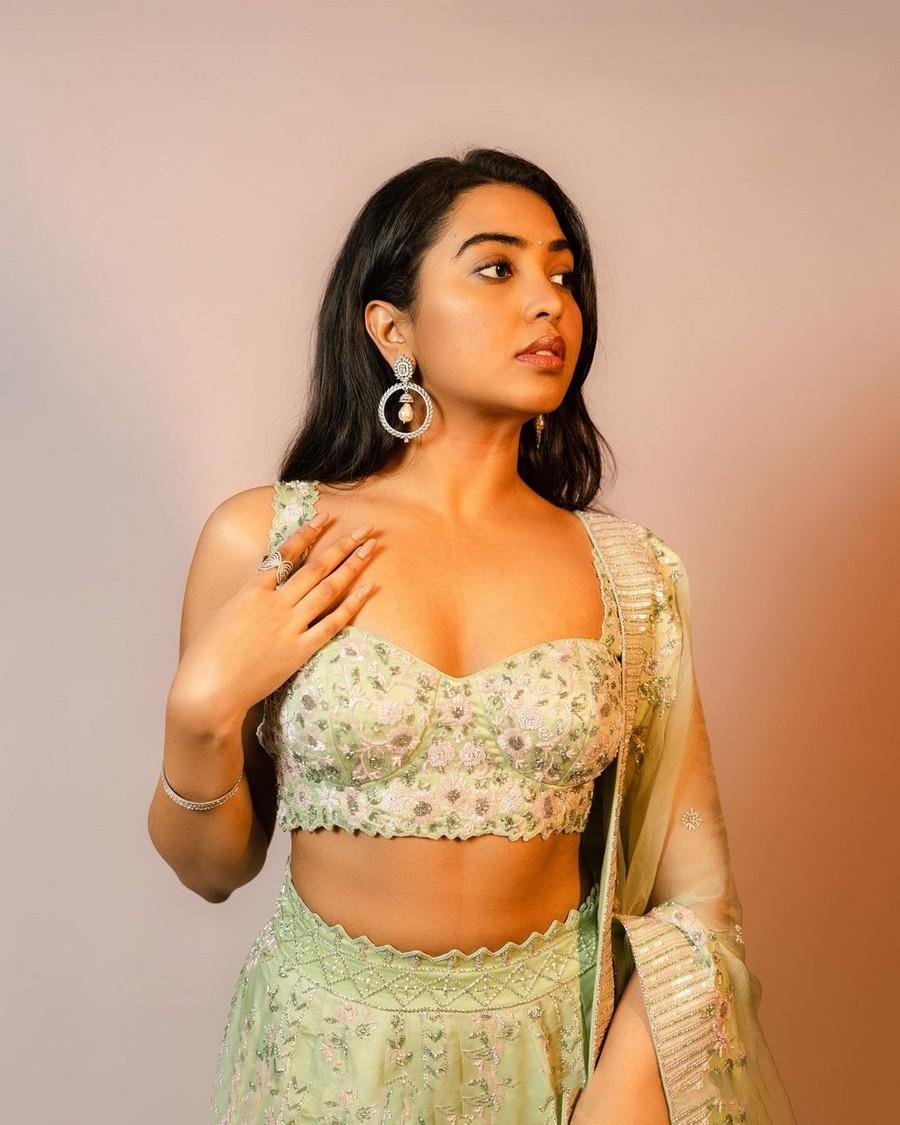Shivathmika Rajashekar 8