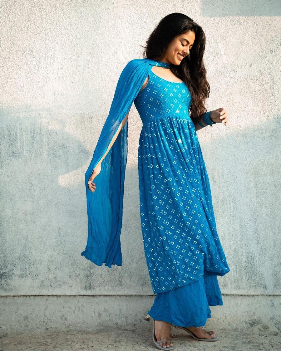 Siddhi Idnani 6