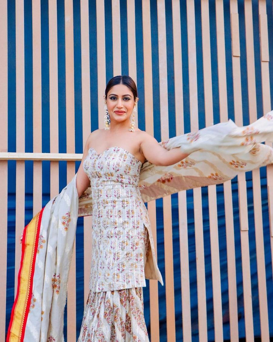 Surbhi Chandna 6