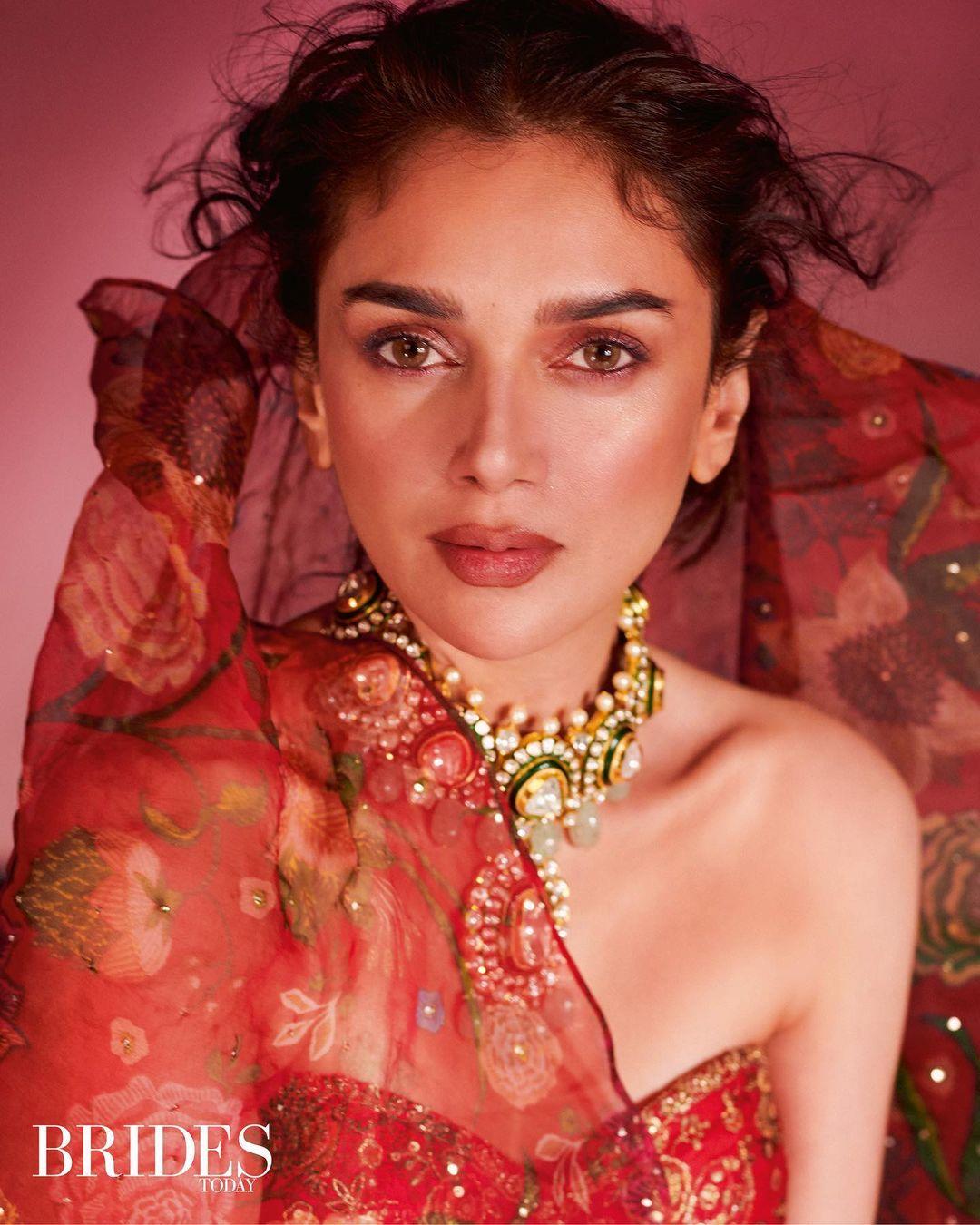 Aditi Rao Hydari (2)