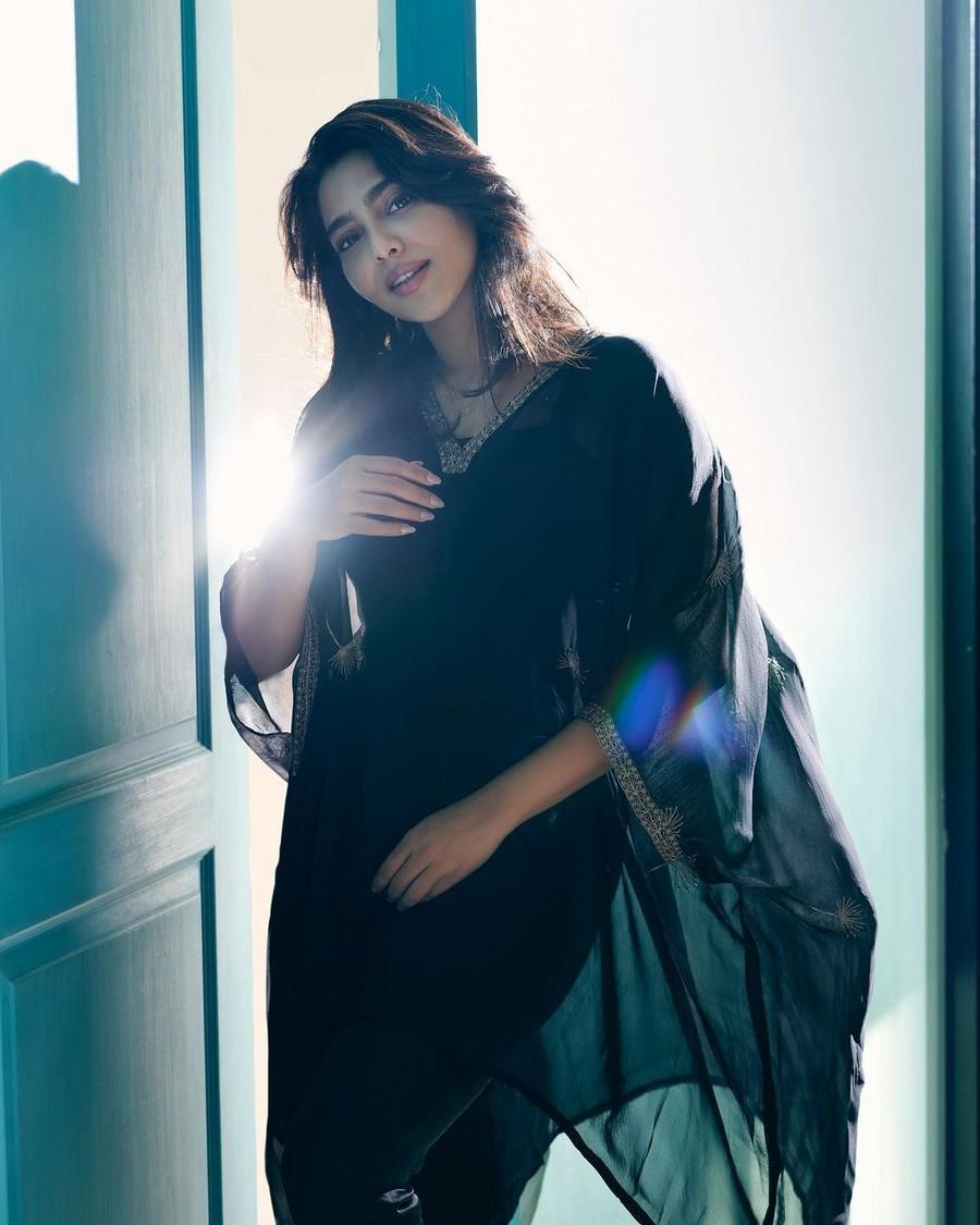 Aishwarya Lekshmi 10