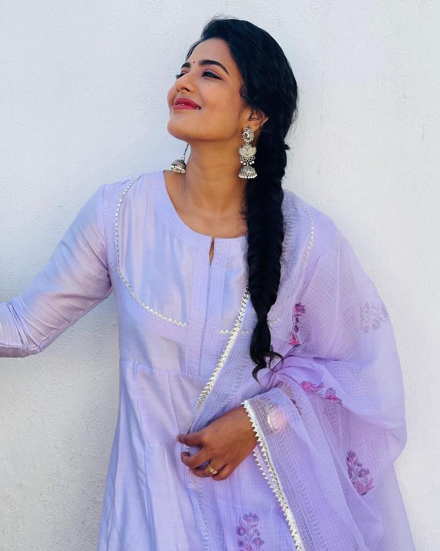 Aishwarya Rajesh 8