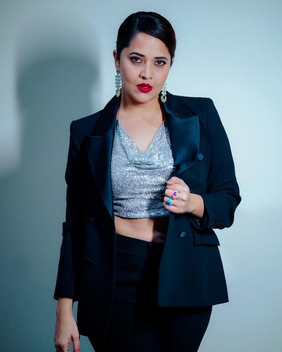Anasuya Bharadwaj 4
