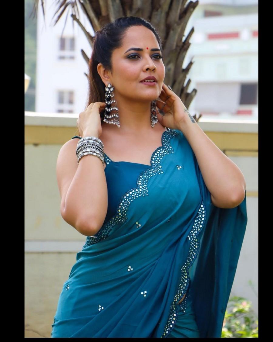 Anasuya Bharadwaj 6