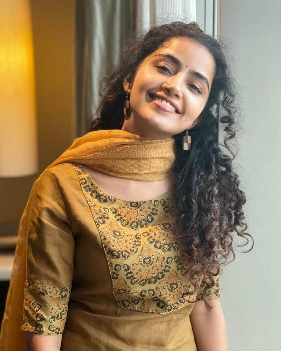Anupama Parameswaran 7