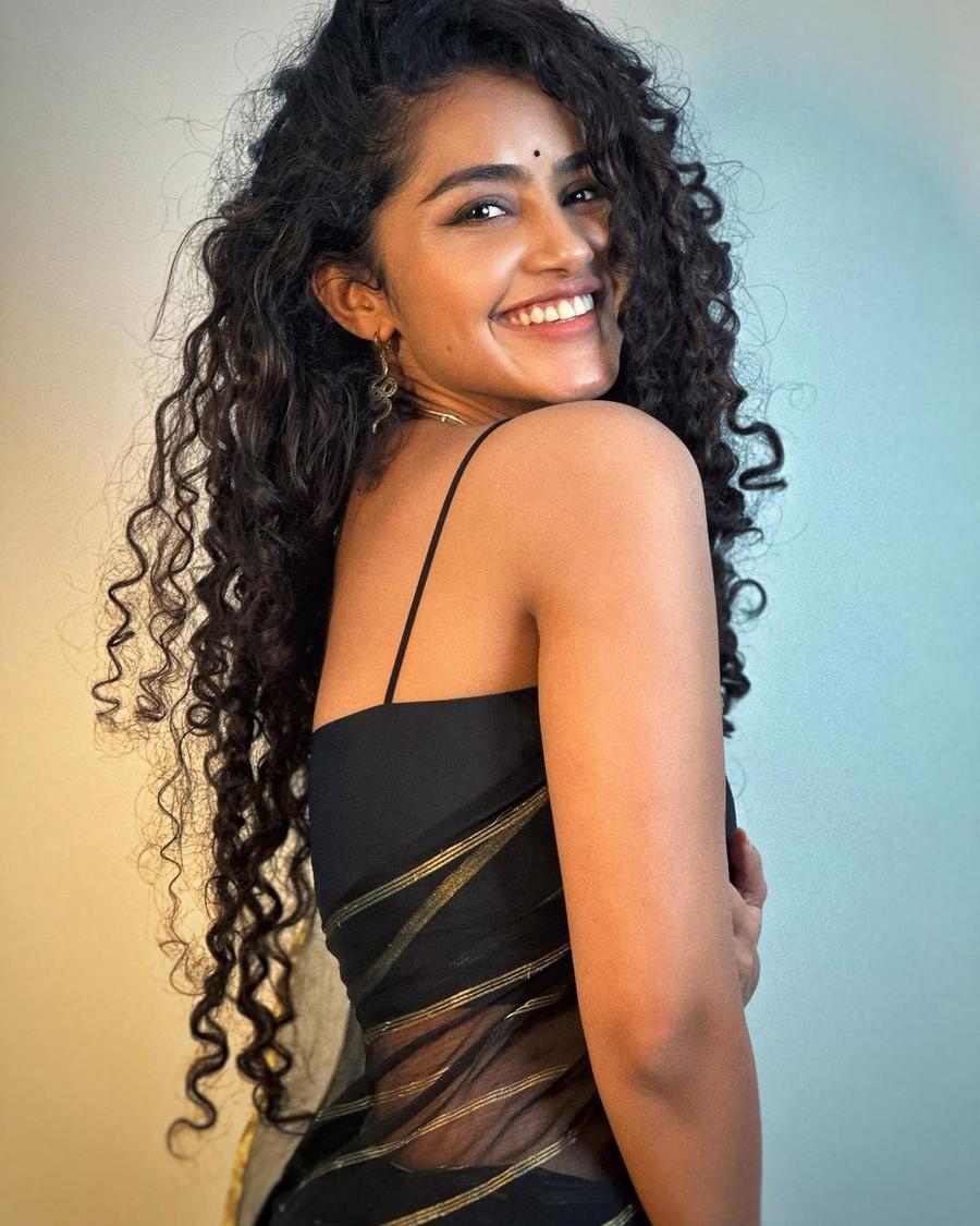 Anupama Parameswaran 7