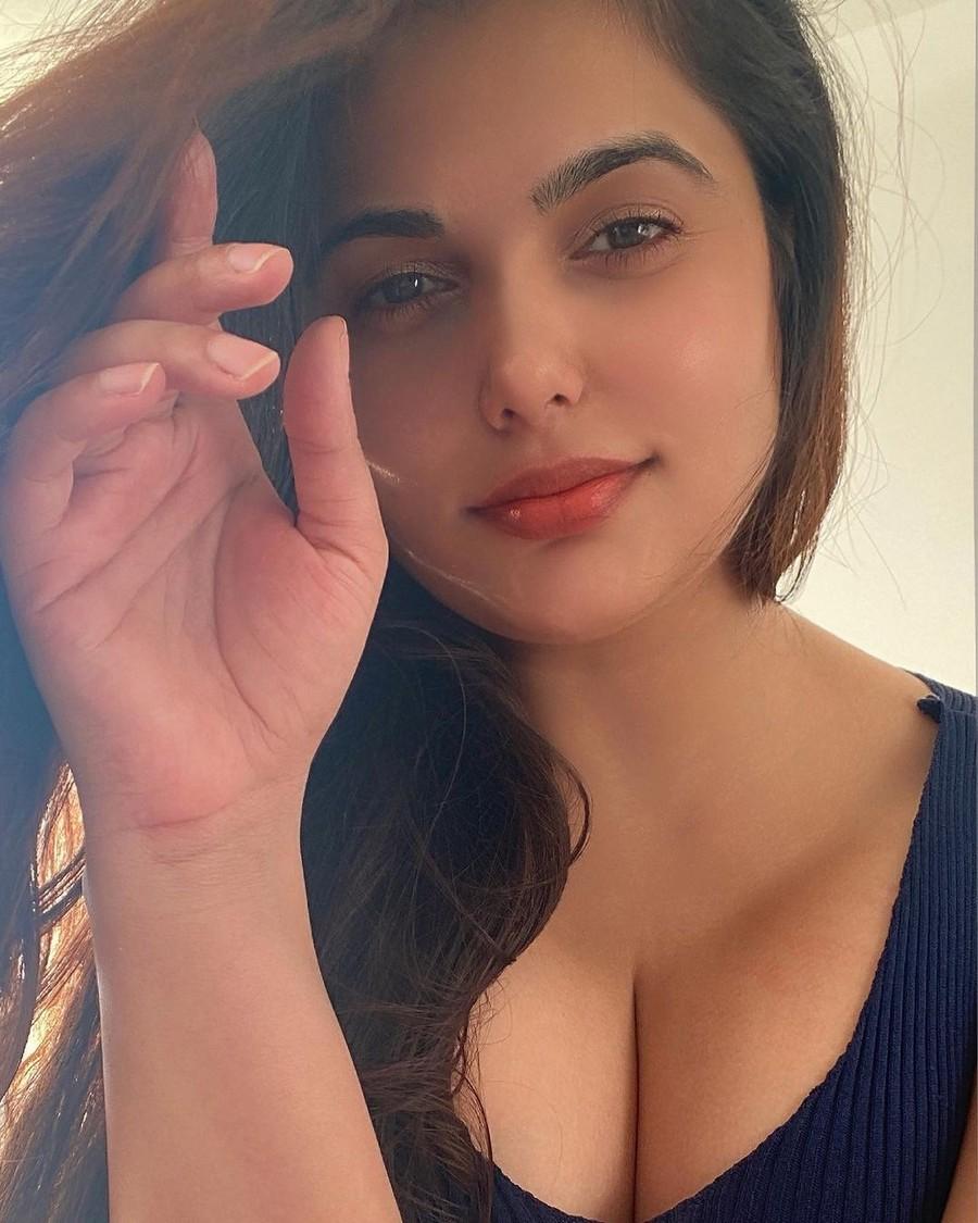 Anupma Agnihotri 8