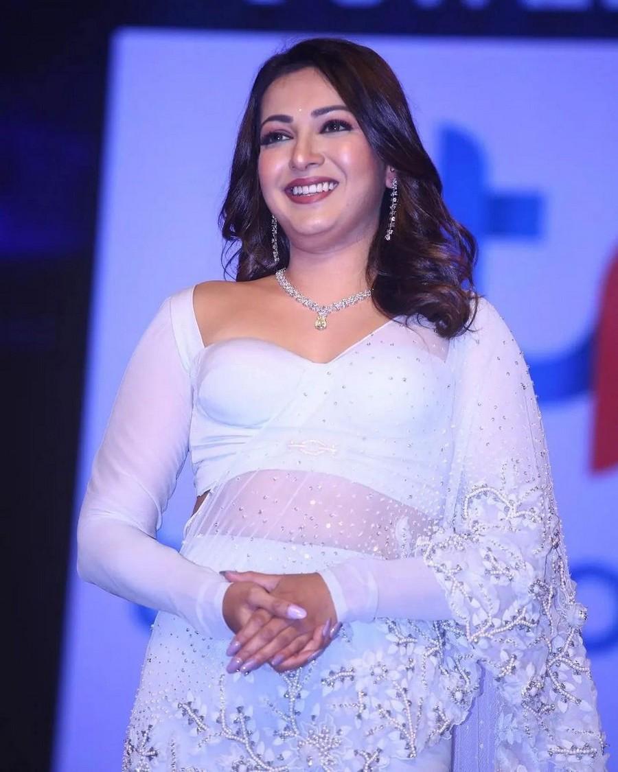 Catherine Tresa 3