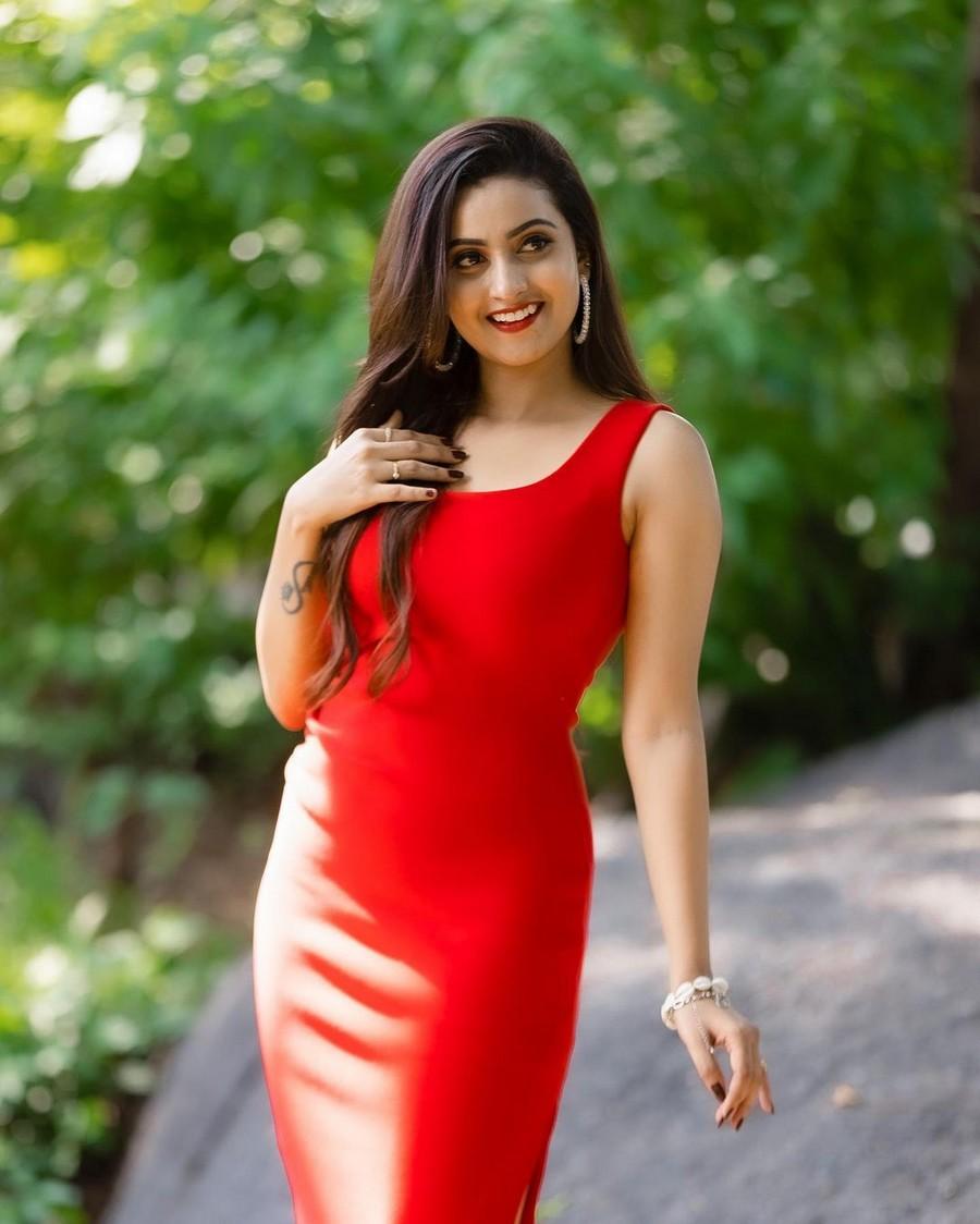 Deepika Pilli 3