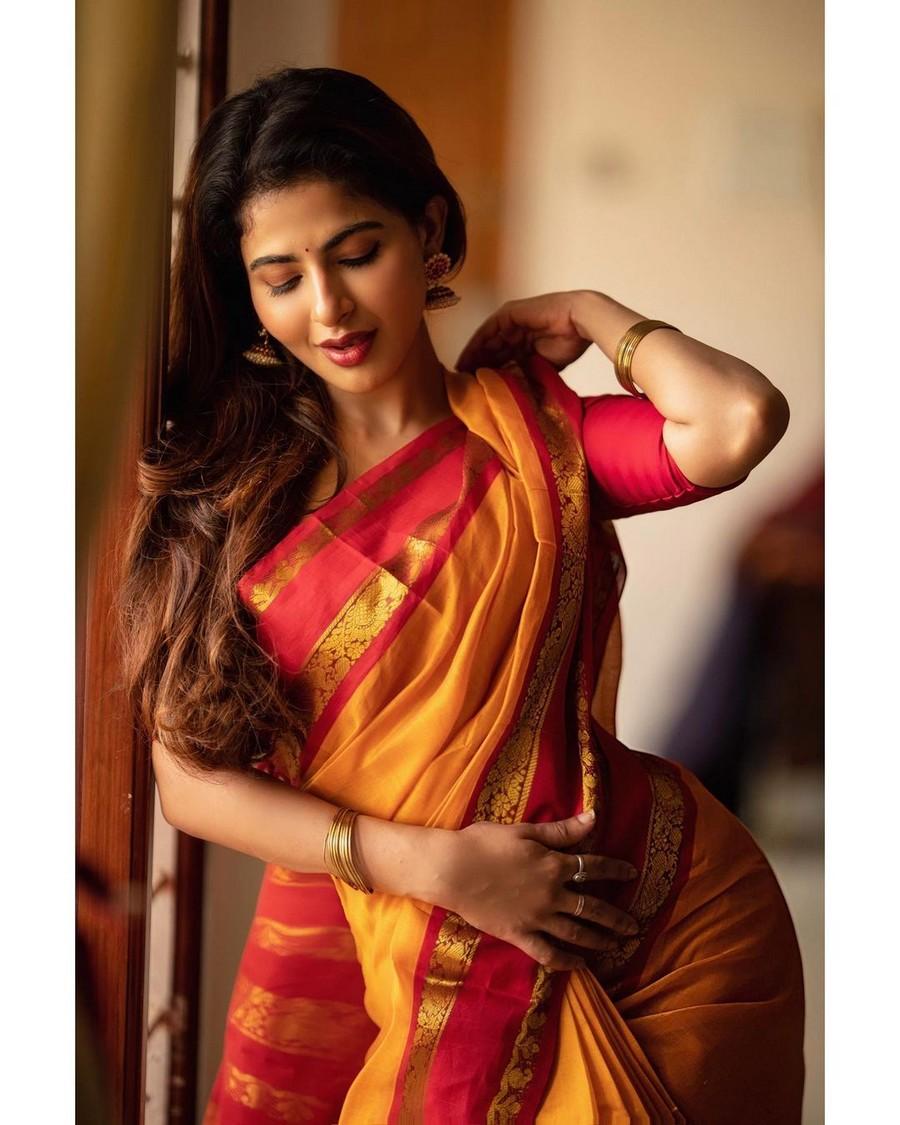 ISWARYA MENON 10
