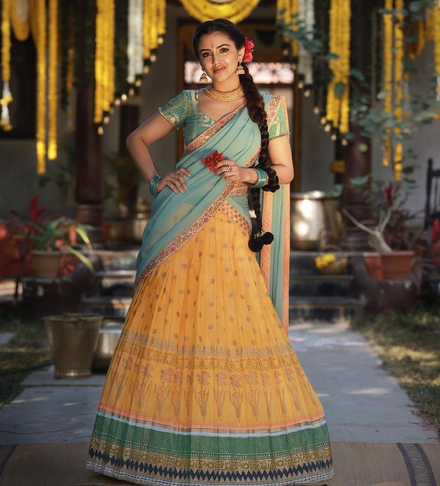 Malvika Sharma 6