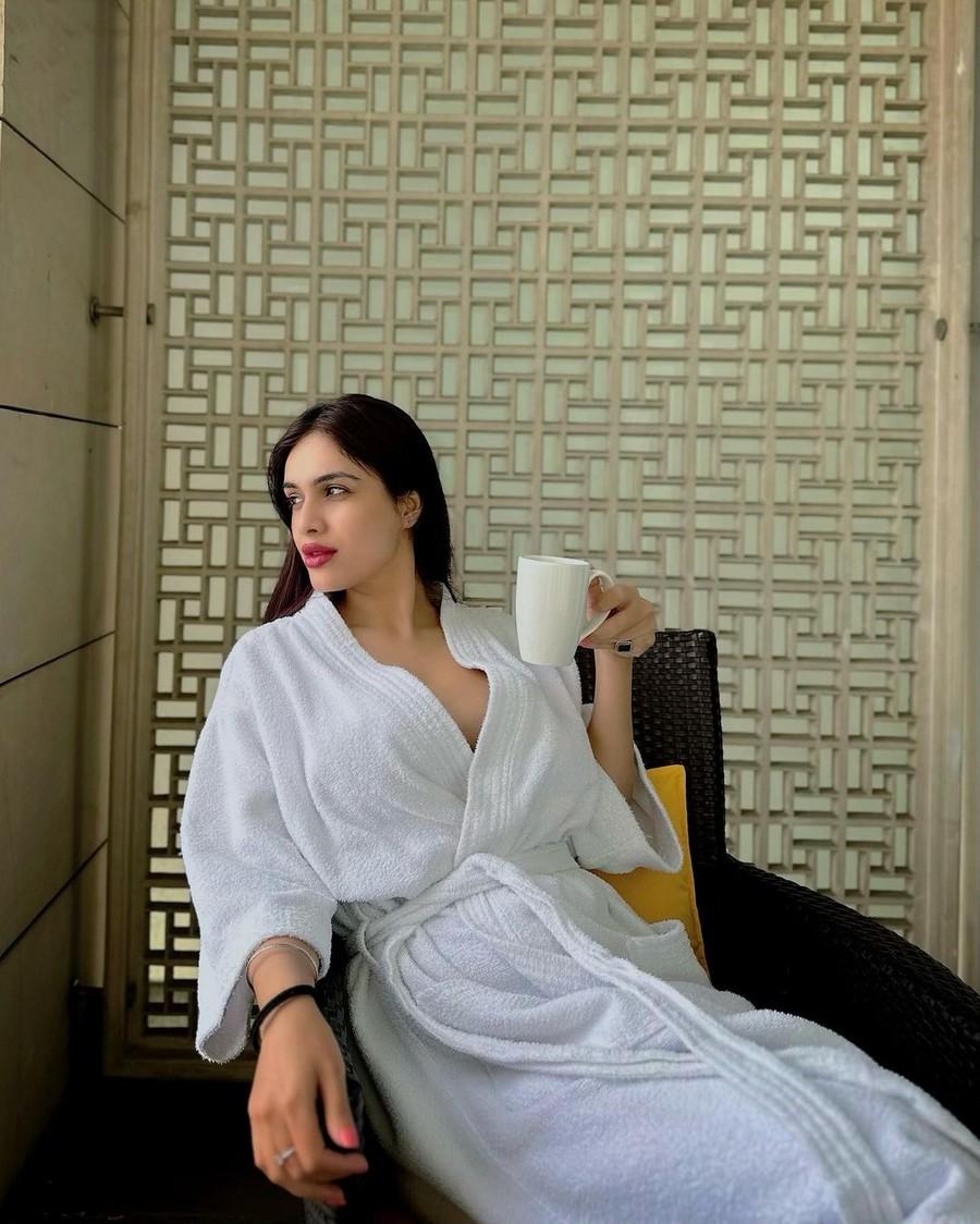 Nehhaa Malik 7