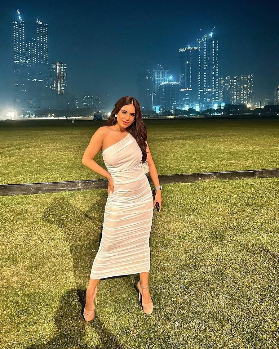 Nehhaa Malik 12
