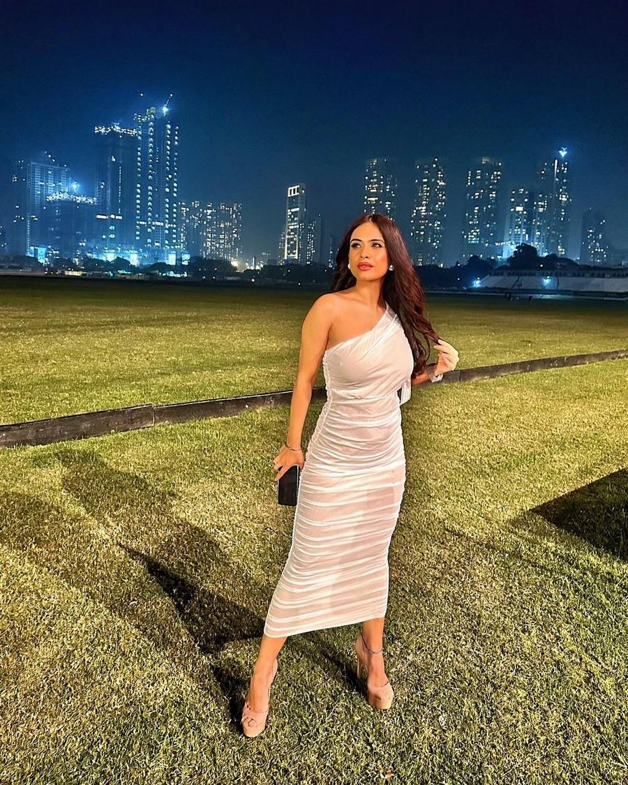 Nehhaa Malik 9