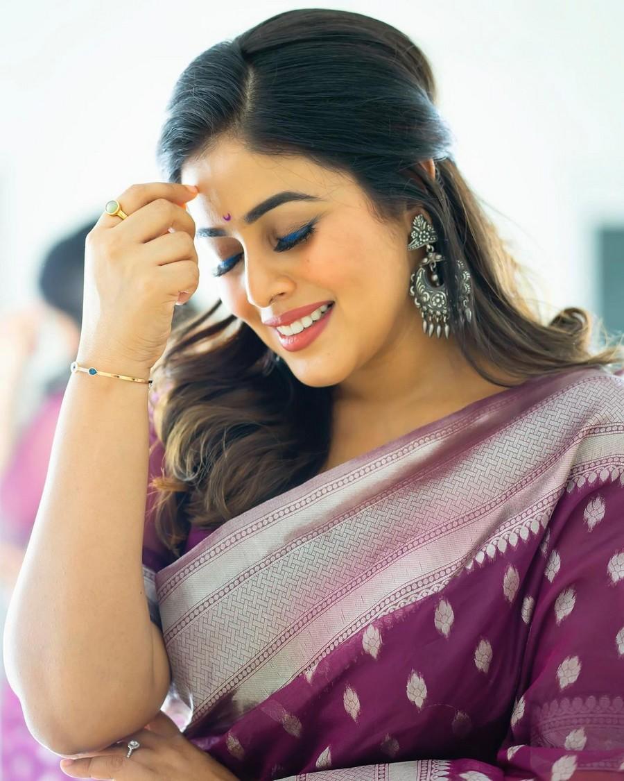 Poorna 11
