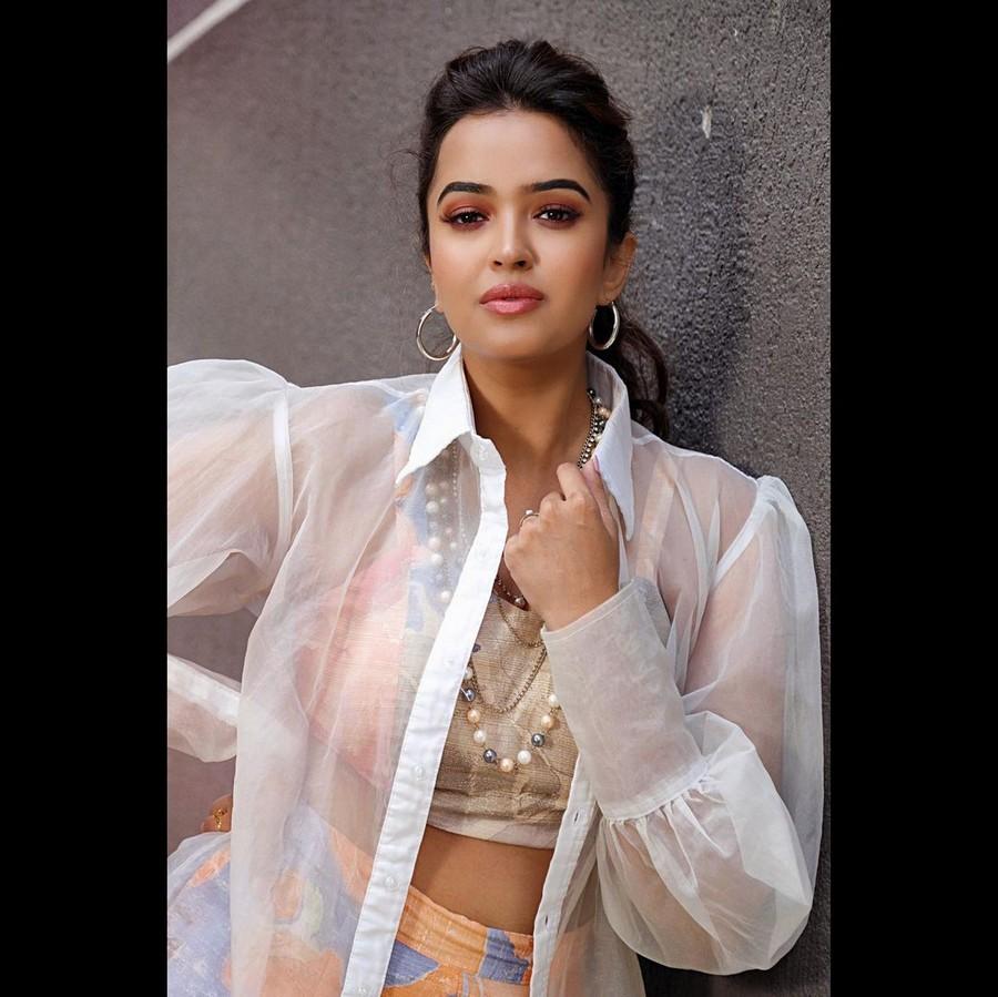 Pujita Ponnada 14
